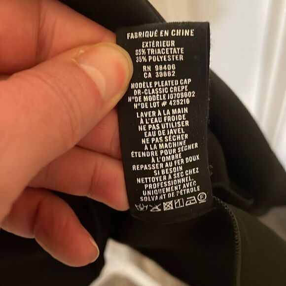 Theory Black Cap Sleeve Deep V Neck Dress, NWT - Picture 13 of 13